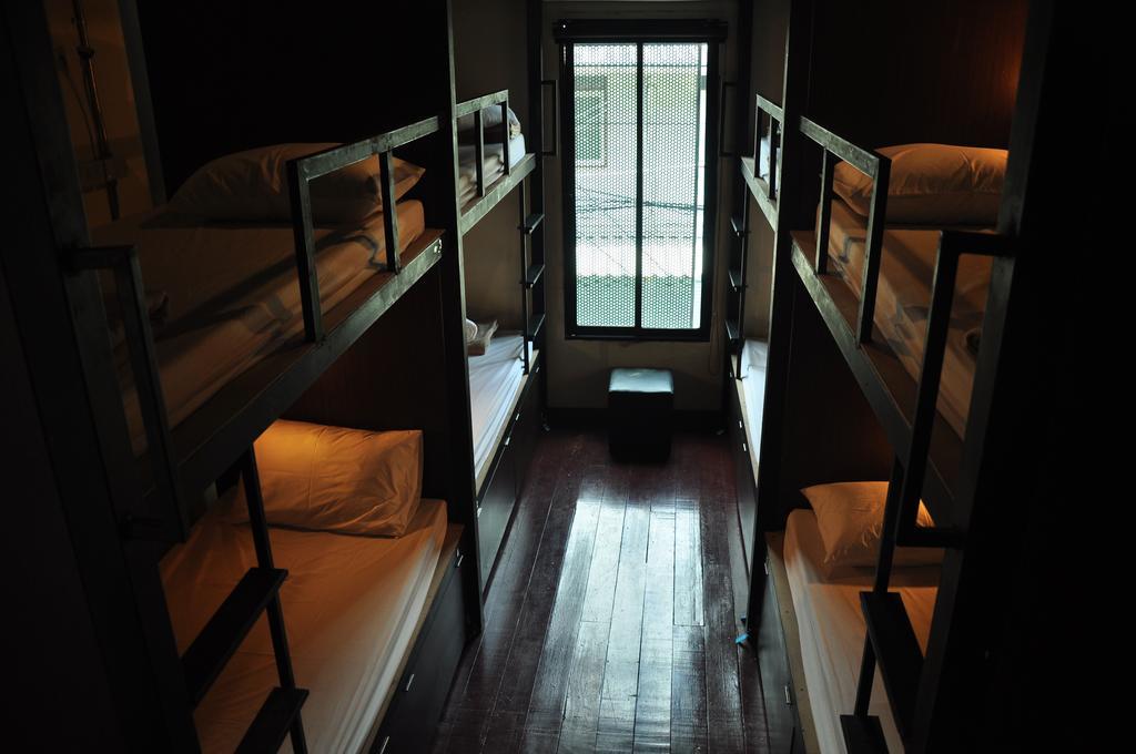 Sabye Club Hostel Bangkok Szoba fotó